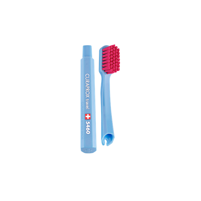 Productshot_Travel set_Toothbrush_Blue_Sidebyside