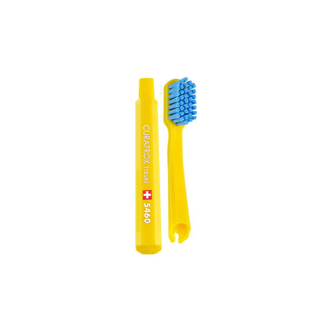 Productshot_Travel set_Toothbrush_Yellow_Sidebyside